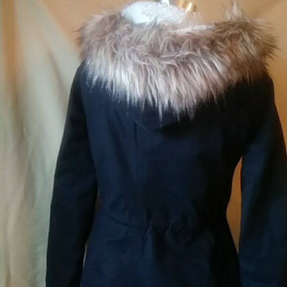 Hollister Pacific Coast lined parka with hood-XS - Picture 4 of 7